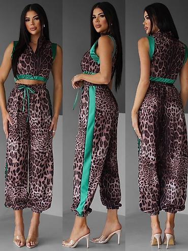 Kompleti: 🔥Top ženski komplet sa leopard printom
S m l 
Cena 2600 din — 2