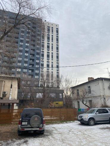 горького абая: 2 комнаты, 43 м², Индивидуалка, 2 этаж, Евроремонт