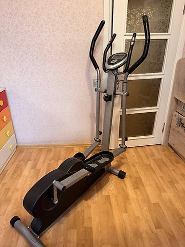 İdman və istirahət: Elliptik trenajor - 180AZN Elan mətni: 🏋️ Elliptik trenajor satılır — 1