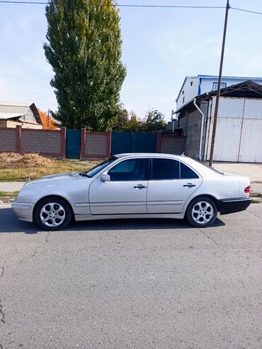 купить чехол: Mercedes-Benz E-Class: 1999 г., 2.6 л, Автомат, Бензин, Седан