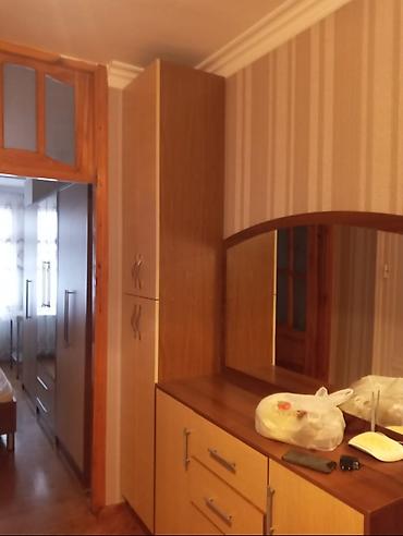 gunəslidə kirayə: Xırdalanda köhnə bazarın yaxınlığında, köhnə doğum evi, indiki təcili — 2