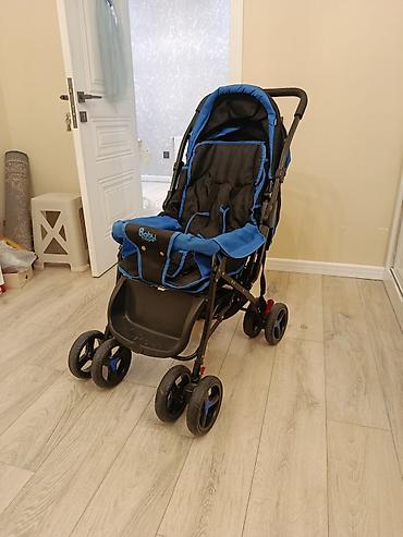 Uşaq arabası – Baby Hope, mavi/qara rəng. Xüsusiyyətlər: - Geniş