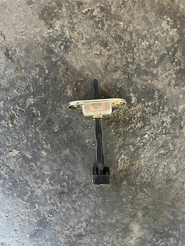 key maker: Mitsubishi W44 ограничитель двери, Митсубиси Паджеро 2 дверной — 2