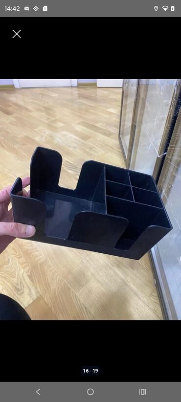 Digər mətbəx aksesuarları: Mətbəx və içki hazırlama aksesuarları dəsti Pincet 2.50 azn Savok 6 — 16