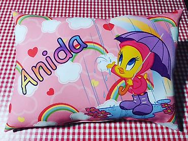 Jastuci: Dimenzije jastuka 45x32 su 1999 din i 32x32 su 1999 din. Dizajn na lalafo.rs — 28 Jastuci: Dimenzije jastuka 45x32 su 1999 din i 32x32 su 1999 din. Dizajn — 28