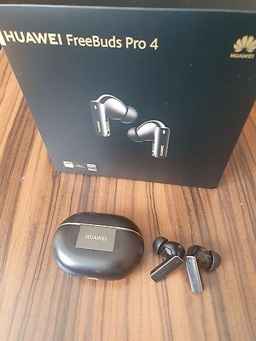 Qulaqcıqlar: Huawei FreeBuds Pro 4 simsiz qulaqlıq - Rəng: Qara, qızılı detallarla — 2