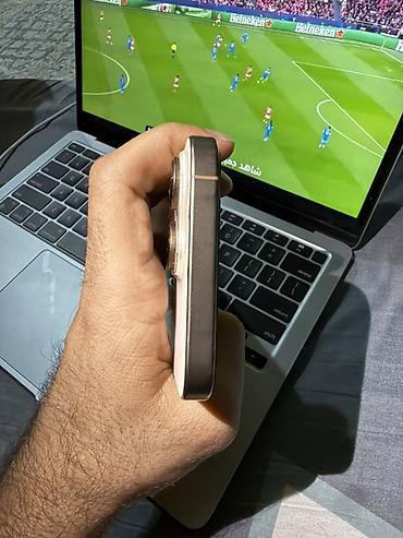 Apple iPhone: IPhone 16 Pro Max, Б/у, 256 ГБ, Золотой, Кабель, 93 % — 5