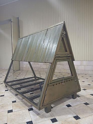 Товары и оборудование для с/х животных: Передвижной курятник/вольер треугольной формы (А-образная — 2