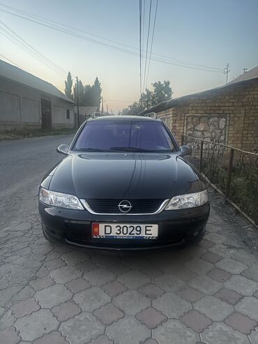 машина жып: Opel Vectra: 2001 г., 1.8 л, Механика, Газ, Универсал