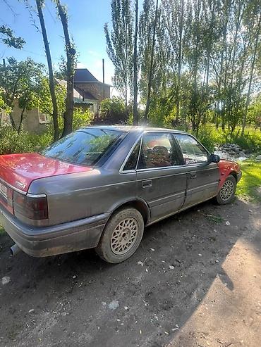 e53 amg: Mazda 626: 1989 г., 2 л, Механика, Бензин, Седан — 4