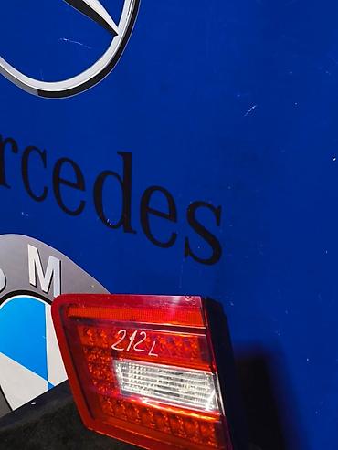 e 302: Задний левый стоп-сигнал Mercedes-Benz 2010 г., Б/у, Оригинал, Япония — 1