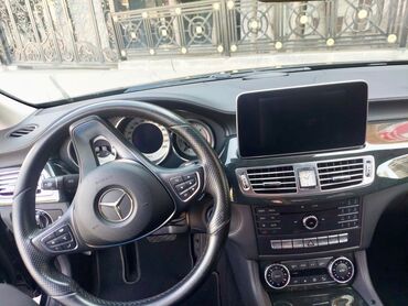 Mercedes-Benz: Mercedes-Benz CLS 350: 2.2 l | 2016 il Sedan — 7