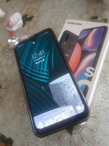 купить игровой ноутбук: Samsung Galaxy A10s, 32 ГБ, цвет - Черный, Отпечаток пальца