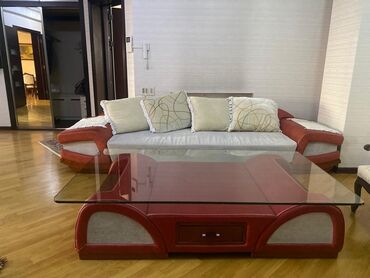 стеклянный стол офисный: Диван at lalafo.az стеклянный стол офисный: Диван