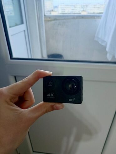 Videokameralar: 4K Action Kamera + suya davamlı qutu Xüsusiyyətlər: - 4K video qeyd — 9