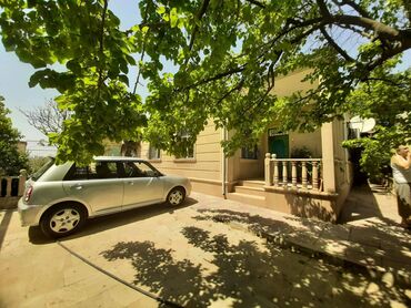 Həyət evləri və villaların satışı: 5 otaqlı, 235 kv. m, Orta təmir — 22