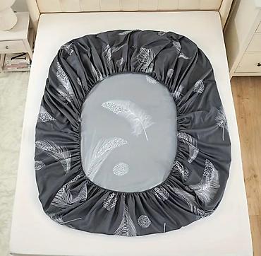 bed sheets: Продаю две наволочки и простыня на резинке 180 см х 200 см — 6