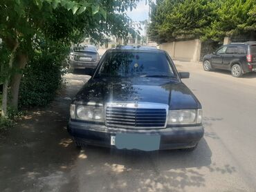 mercedes 4 goz: Mercedes-Benz 190: 2 l | 1991 il Sedan