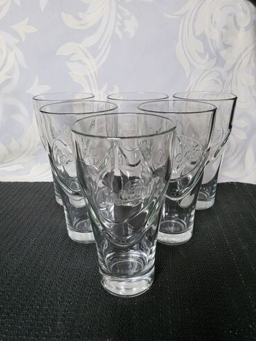 Čaše: Vintaz,nove original Cockta case. Case Cockta sve na njima odsjaj od — 11