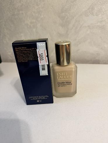 тоналный крем: Estée Lauder Double Wear Stay-in-Place Makeup SPF 10/PA++ - Тональный — 1