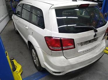 oglasi automobili: Fiat freemont kompletan auto u delovima beli. Fiat freemont kompletan — 8