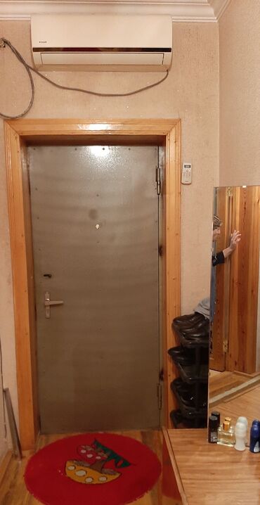Masa və oturacaq dəstləri: Qonaq otağı üçün, Açılmayan, Dördbucaq masa, 6 stul