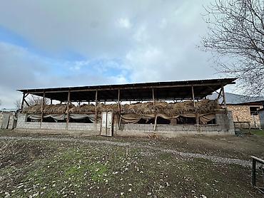 Продажа коттеджей и домов: Трёхкомнатная времянка и новый дом четыре комнатные плюс сарай 20/6 — 31