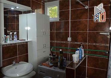 nekretnine barajevo kuce do 30000: NA PRODAJU! Useljive 2 kuće u Liso Polju kod Uba! Površina kuće — 10