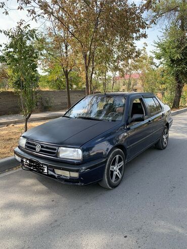 Volkswagen: Volkswagen Vento: 1993 г., 1.8 л, Автомат, Бензин, Седан