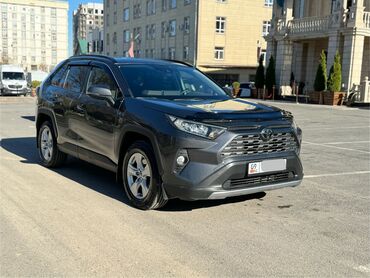 Toyota: Toyota RAV4: 2021 г., 2 л, Вариатор, Бензин, Кроссовер