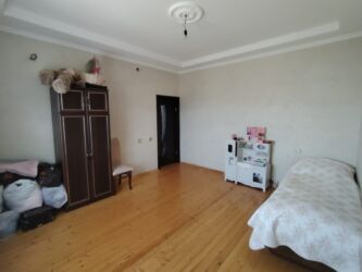 Həyət evləri və villaların satışı: 6 otaqlı, 240 kv. m, Kredit yoxdur, Orta təmir — 20