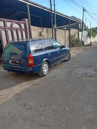 opel combo: Opel Astra: 1.6 l | 2000 il | 400000 km Universal