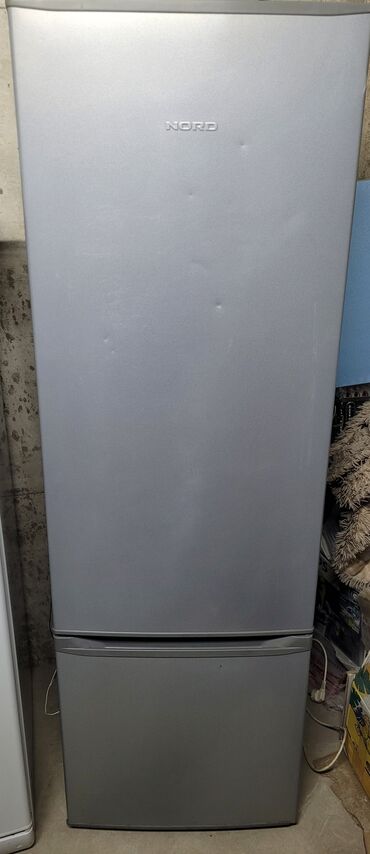 Холодильник Nord, Б/у, Двухкамерный, De frost (капельный), 60 * 177 * 60