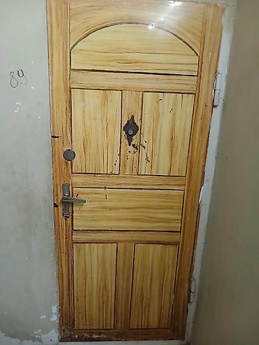 qapi taxta: Məhsul: Giriş qapısı (taxta üslublu) Təsvir: - Material: taxta — 2