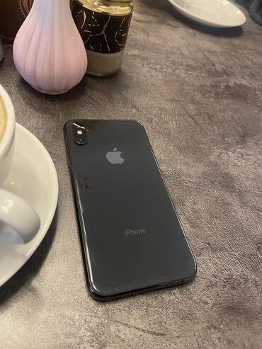 Apple iPhone: IPhone Xs, Б/у, 64 ГБ, Черный, Чехол