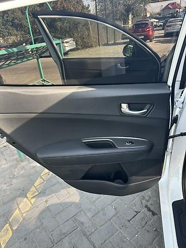 адисей бампер: Kia K5: 2019 г., 2 л, Автомат, Газ, Седан — 10