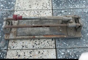 İşlənmiş Əl ilə çalışan Kafel kəsən stanok, Zəmanətsiz