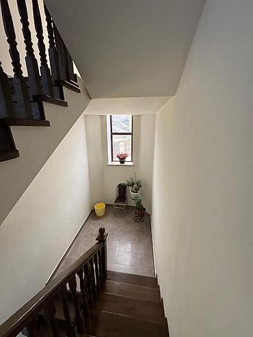 Долгосрочная аренда домов: 280 м², 6 комнат, Парковка — 6