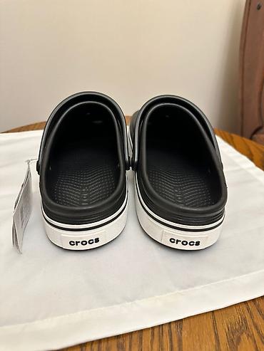 Босоножки, сандалии, шлепанцы: Мужские сандалии, 45, Crocs, Новый, цвет - Черный, Самовывоз — 3