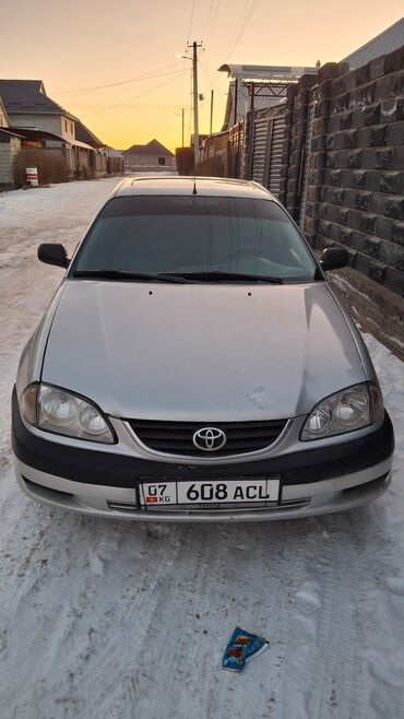 Toyota: Toyota Avensis: 1998 г., 1.6 л, Механика, Бензин, Седан