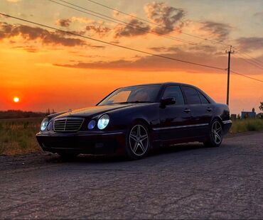 Mercedes-Benz: Mercedes-Benz E-Class: 2001 г., 3.2 л, Автомат, Бензиновая, Седан — 11