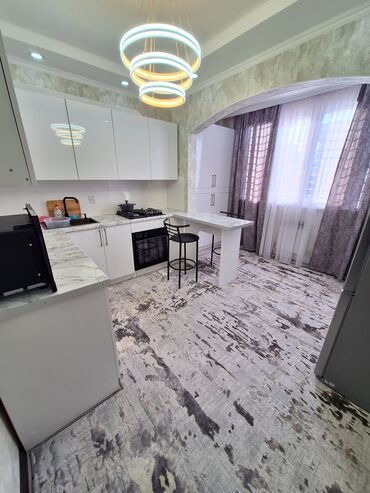дом арча бешик ак орго: 2 комнаты, 67 м², 106 серия улучшенная, 8 этаж, Евроремонт