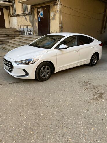 Hyundai: Hyundai Avante: 1.6 l | 2016 il