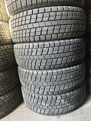 донголок 9: Шины 215 / 60 / R 16, Зима, Б/у, Комплект, Легковые, Япония, Bridgestone