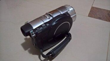 Video kamere: Sony HDR-UX3E Camcorder za delove ili popravku. Ispravna sve, cita — 2