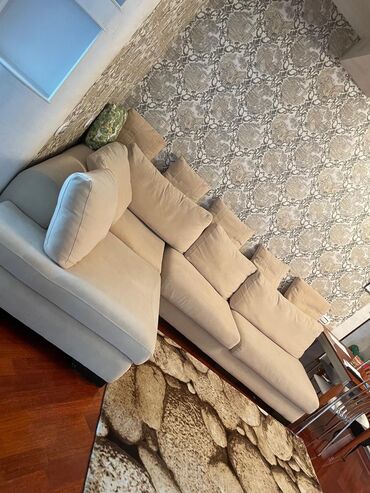 Mebel: Künc divan, İşlənmiş, Açılan, Bazasız, Nabuk, Çatdırılma yoxdur