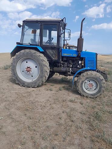 Traktorlar: Belarus 892 traktor. İli 2016 foto, da gördünüz halda dest satılır ve — 4
