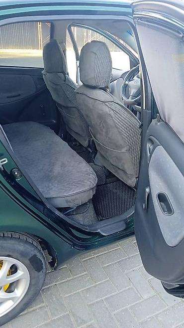 витс ярис: Toyota Yaris: 2001 г., 1.3 л, Автомат, Бензин, Хэтчбэк — 4