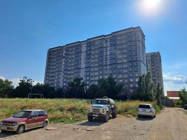 2 ком кв бишкек: 2 комнаты, 67 м², 13 этаж, ПСО (под самоотделку)