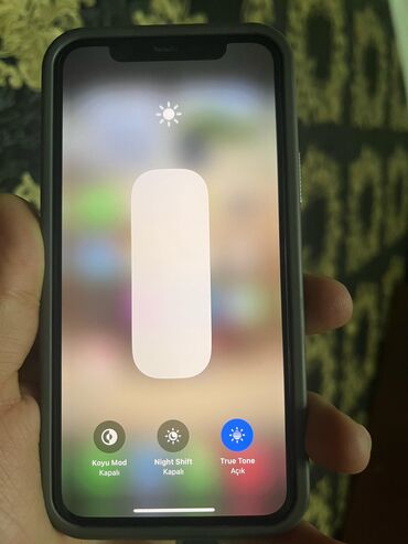 Apple iPhone: IPhone 11 Pro, 64 GB, White Titanium